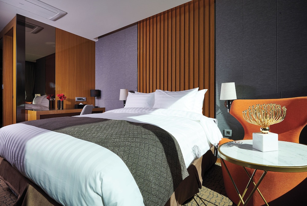 jeongseon js grand palace hotel