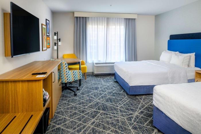 hampton inn by hilton st louis airport