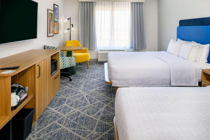 hampton inn by hilton st louis airport