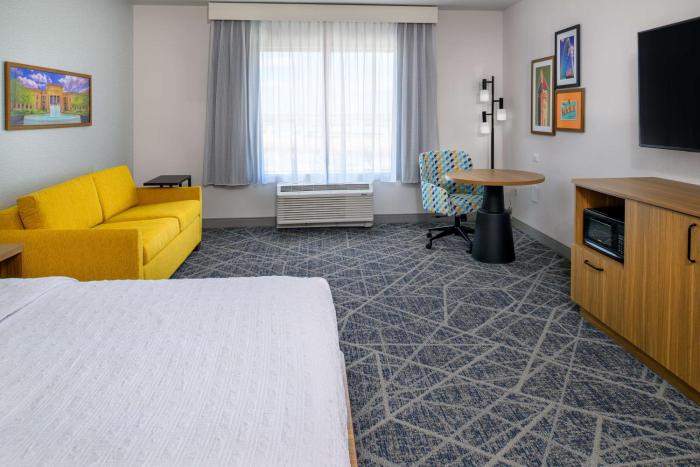 hampton inn by hilton st louis airport