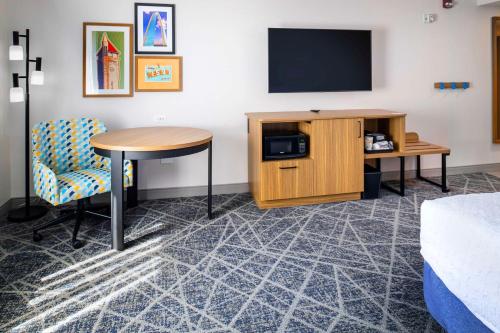 hampton inn by hilton st louis airport