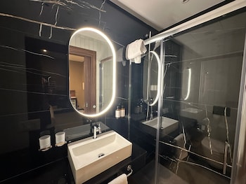 royale sainte helene boutique hotel