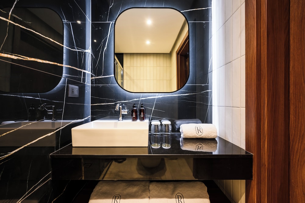 royale sainte helene boutique hotel