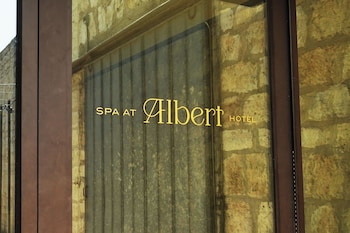 albert hotel