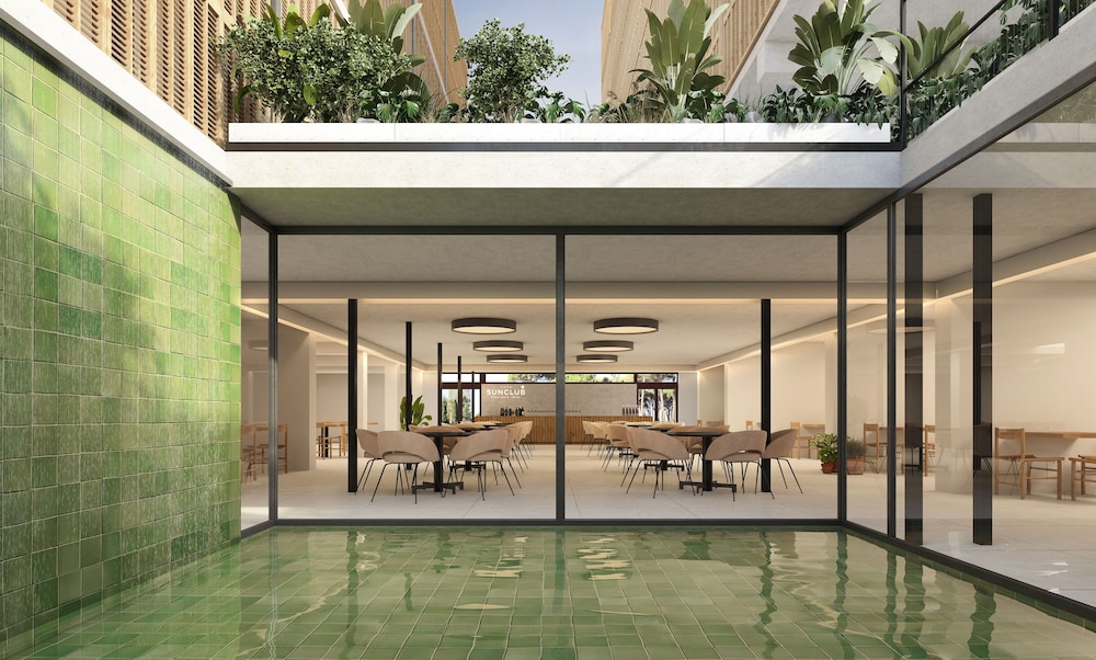 hotel sunclub calavinya adults recommended