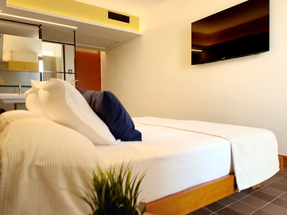 hotel sunclub calavinya adults recommended