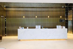 a hotel bugis 11hrs stay from 8pm to 9am