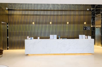 a hotel bugis 11hrs stay from 8pm to 9am