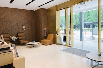 a hotel bugis 11hrs stay from 8pm to 9am