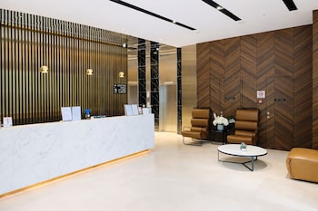 a hotel bugis 11hrs stay from 8pm to 9am