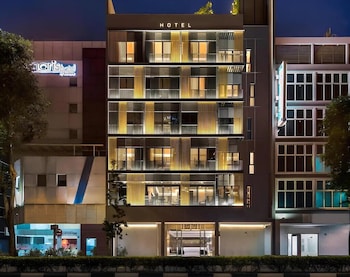 A Hotel Bugis 11Hrs Stay From 8Pm To 9Am,,2 star
