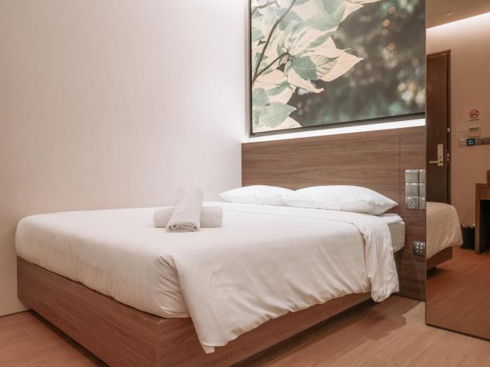 a hotel bugis 11hrs stay from 8pm to 9am