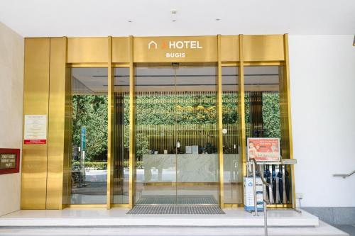 a hotel bugis 11hrs stay from 8pm to 9am