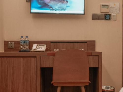 a hotel bugis 11hrs stay from 8pm to 9am