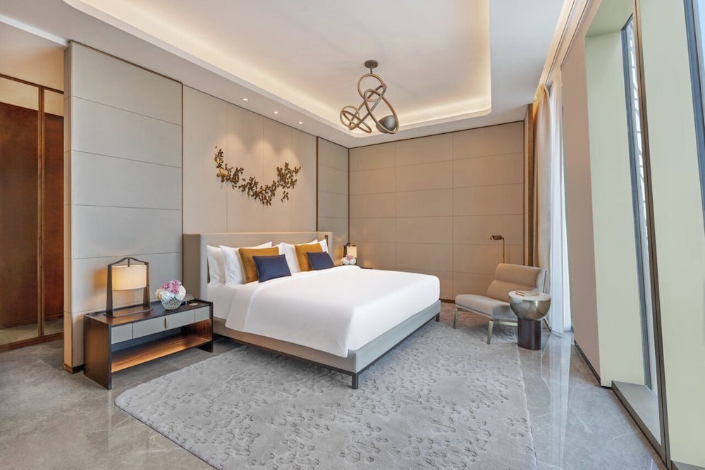mandarin oriental downtown dubai