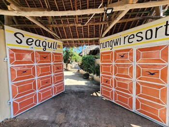 seagull nungwi resort