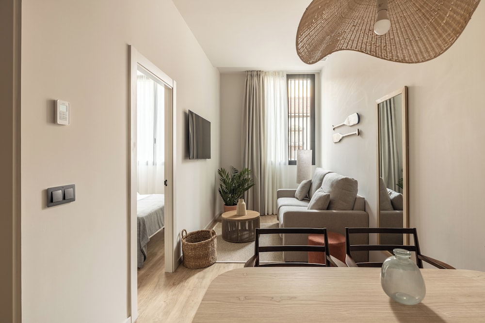 apartamentos libere malaga trinidad