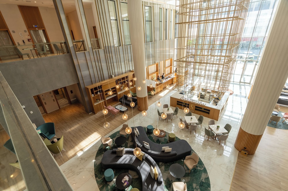 west walk retaj hotel