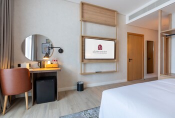 west walk retaj hotel