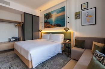 west walk retaj hotel