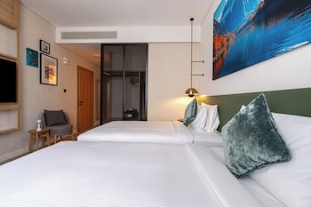 west walk retaj hotel