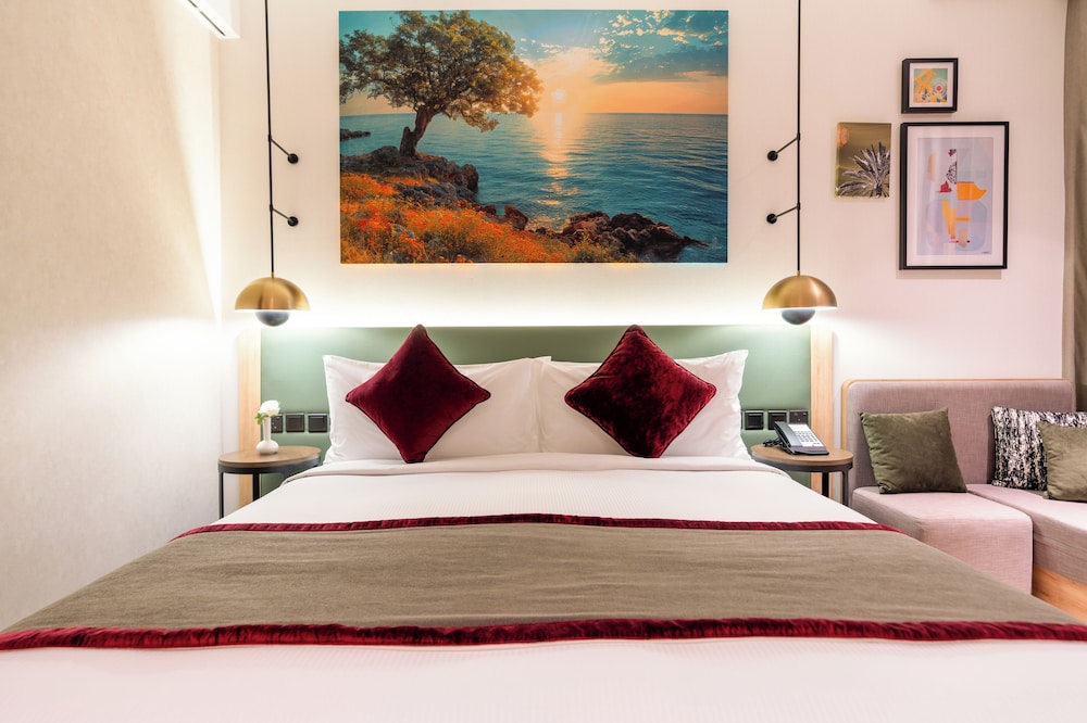 west walk retaj hotel