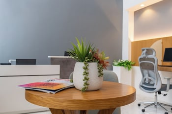 west walk retaj hotel