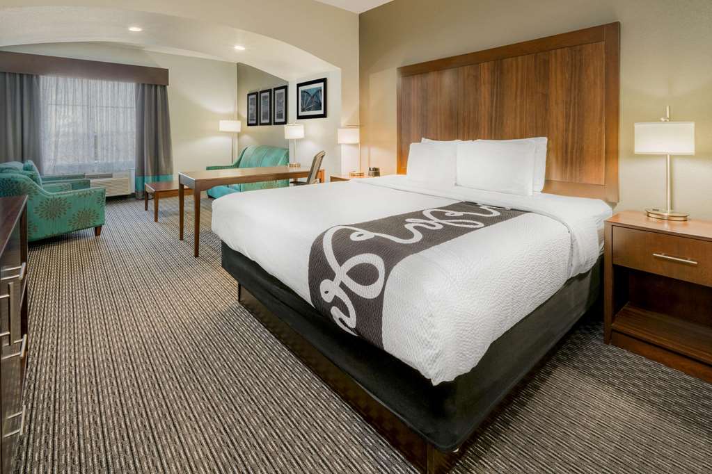 la quinta inn and suites by wyndham fort worth eastchase