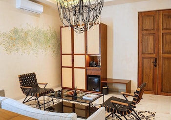 adoro hotel boutique adults only