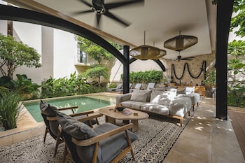 adoro hotel boutique adults only