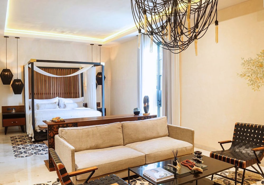 adoro hotel boutique adults only