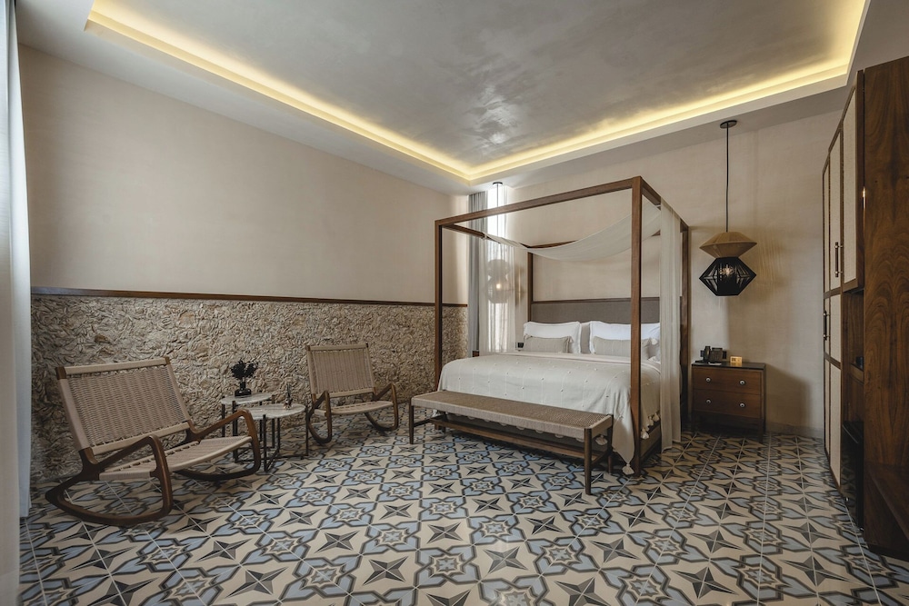 adoro hotel boutique adults only