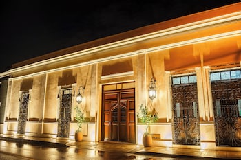 adoro hotel boutique adults only
