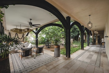 adoro hotel boutique adults only