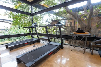 adoro hotel boutique adults only