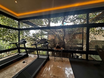 adoro hotel boutique adults only