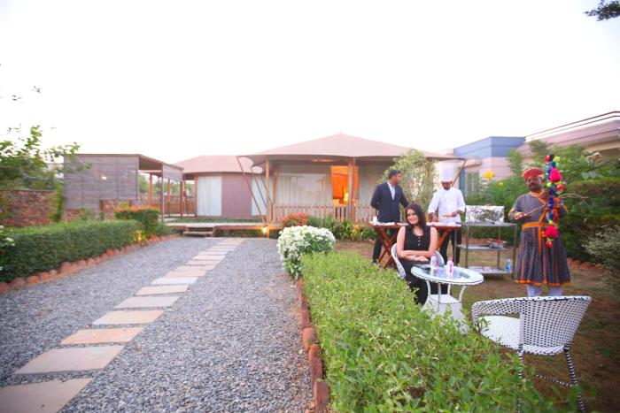 aanandam resort and spa pushkar