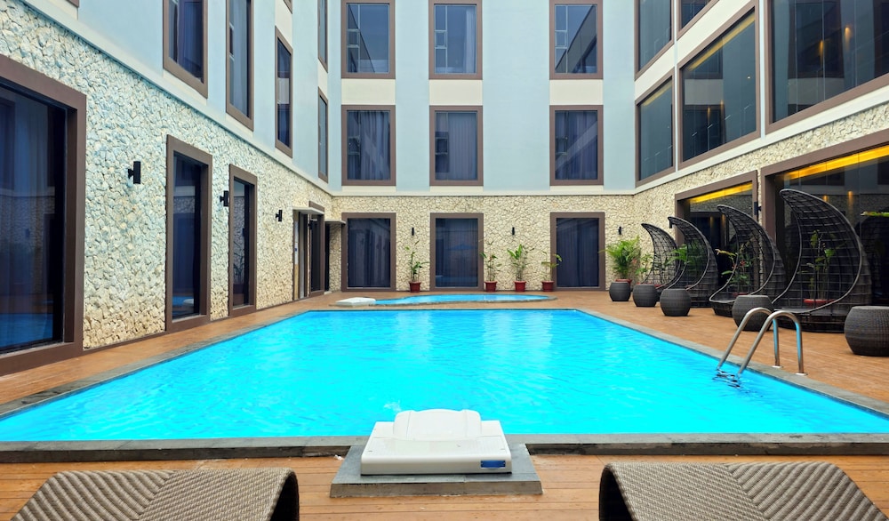swiss belinn indramayu