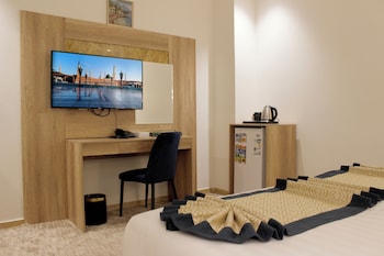 abraj almarzam hotel