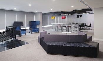 Studio M Muscat,,4 star