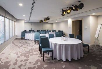 Studio M Muscat,,4 star