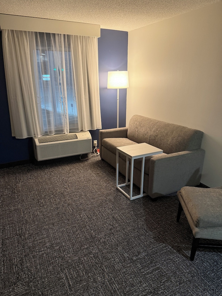 spark by hilton hershey near the park