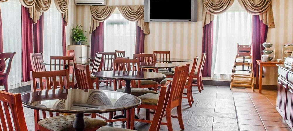 spark by hilton hershey near the park