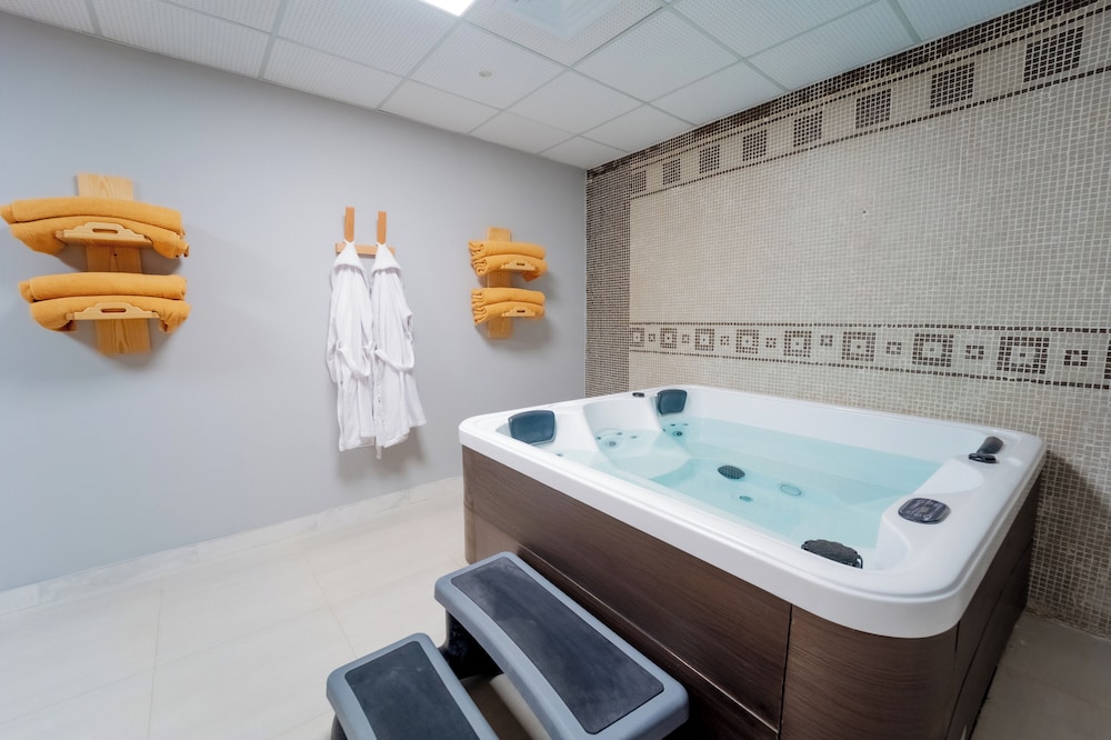 the temple hotel luxor