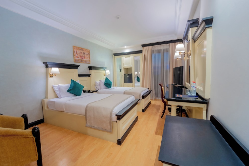 the temple hotel luxor