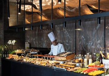 axel hotel bilbao adults only
