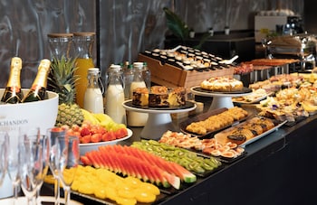 axel hotel bilbao adults only