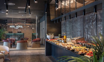 axel hotel bilbao adults only