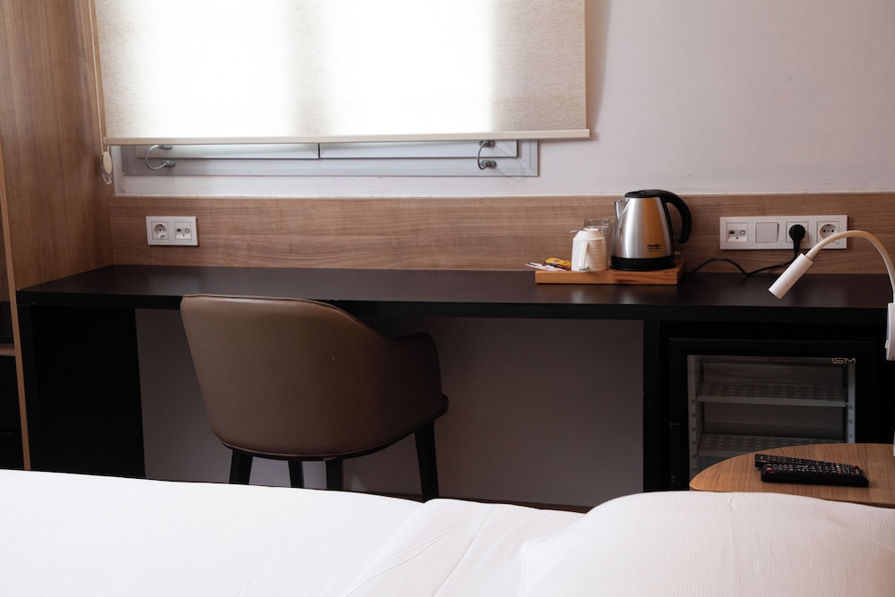 dunia hotel bamako aci 2000