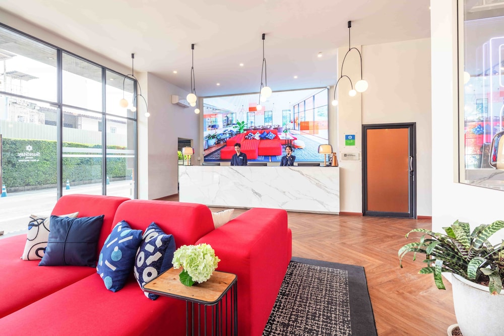 surestay by best western iconic ari jatujak